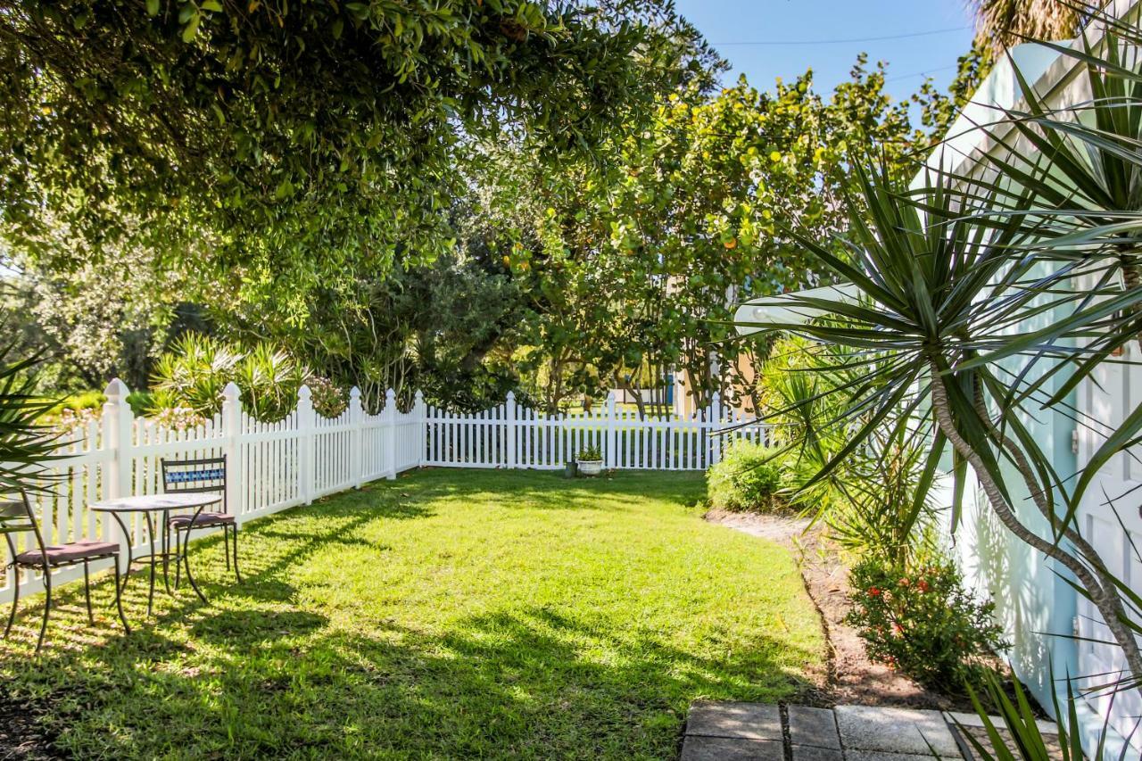Island View Cottages Sebastian Exterior foto